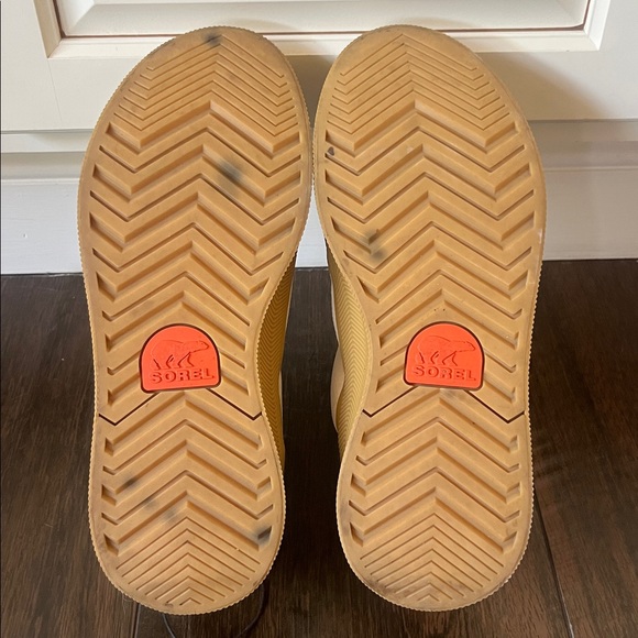 SOREL Out N About Mini Puffy Boot - Picture 7 of 11